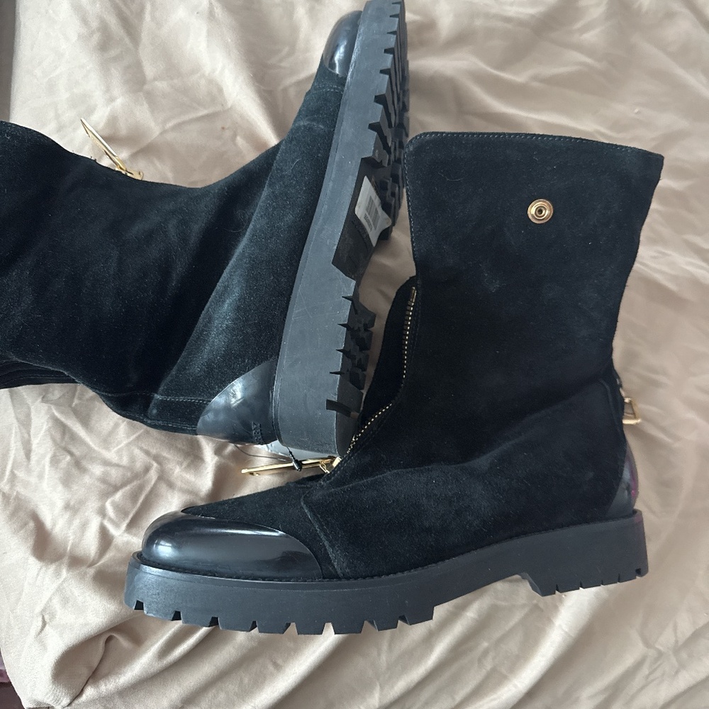 Burberry boots